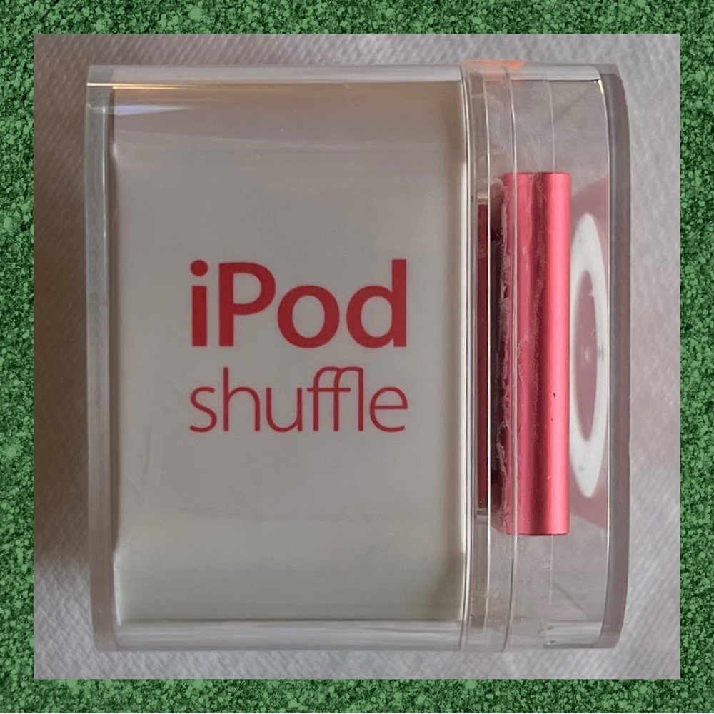 🍎Apple iPod Shuffle Pink MD773LL/A 2GB 4th Gen NEW! - Picture 6 of 14